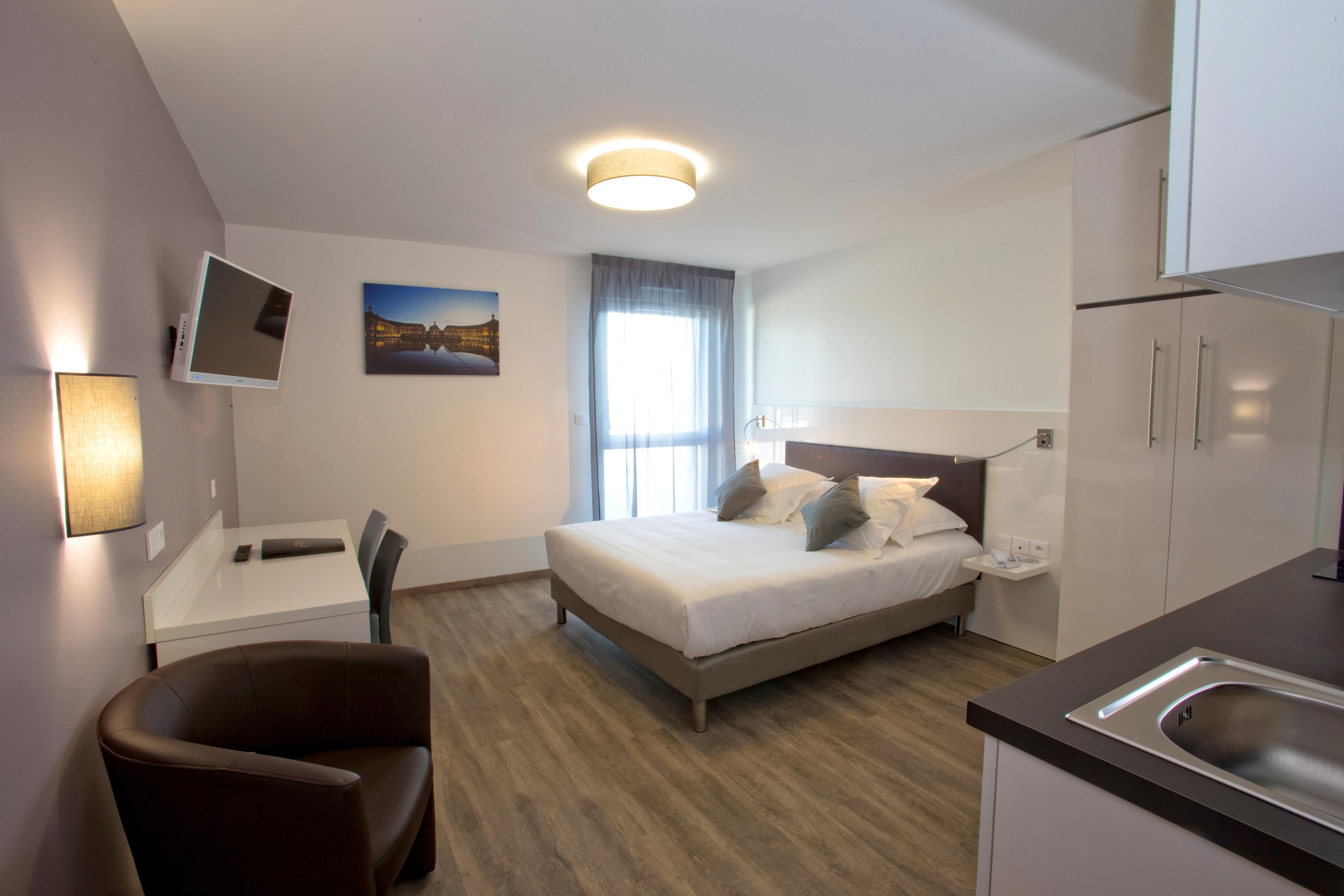 ออล สวีท อพาร์ตโฮเทล บอร์โด-เปสซัก Aparthotel เปสซัค ภายนอก รูปภาพ