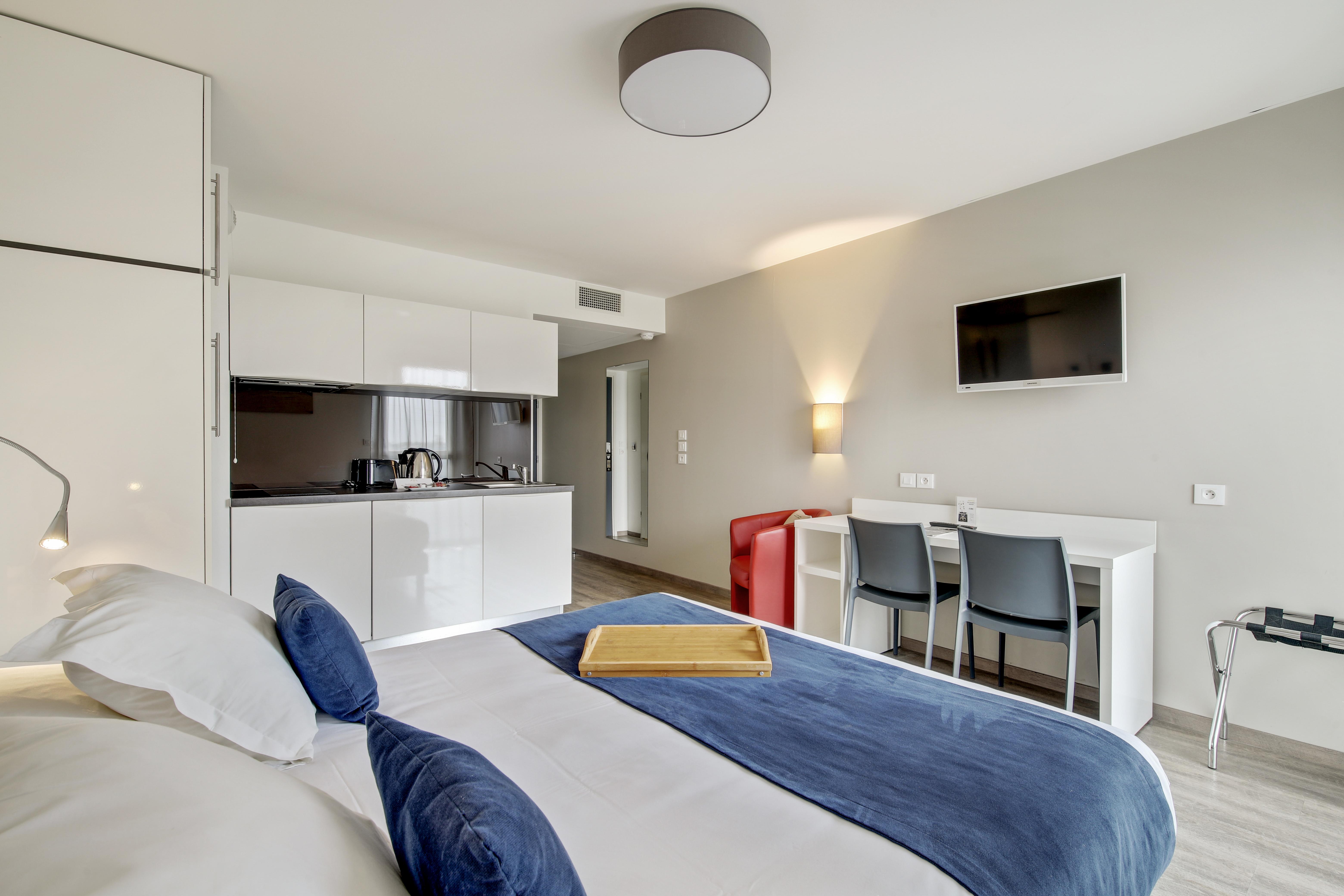 ออล สวีท อพาร์ตโฮเทล บอร์โด-เปสซัก Aparthotel เปสซัค ภายนอก รูปภาพ