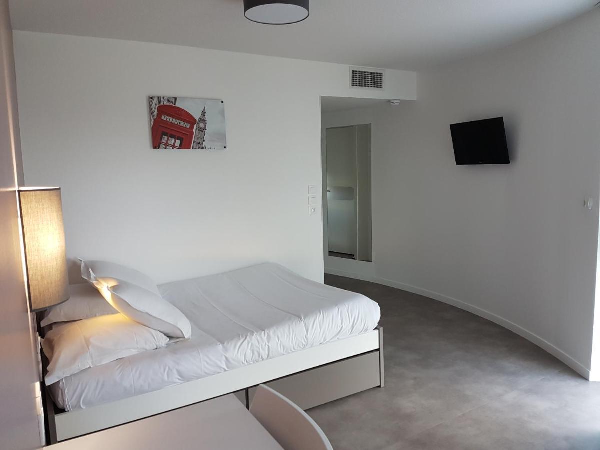 ออล สวีท อพาร์ตโฮเทล บอร์โด-เปสซัก Aparthotel เปสซัค ภายนอก รูปภาพ